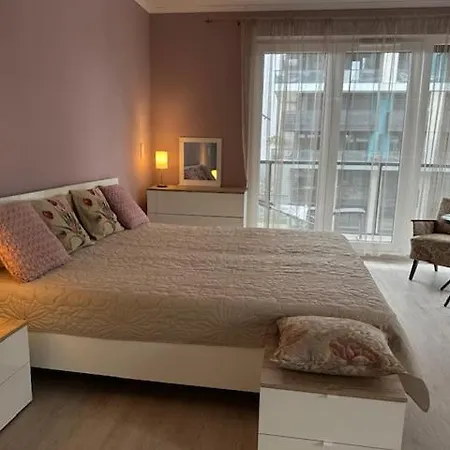 Apartamento Luxurious Bob With Private Parking *
