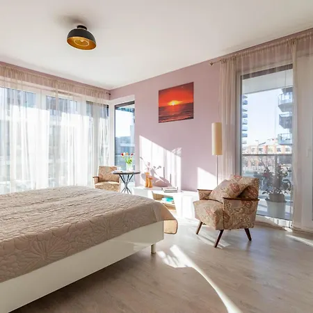 Luxurious Bob With Private Parking * Budapest