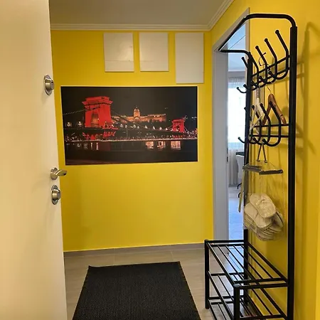 Apartmán Luxurious Bob With Private Parking