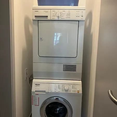 Luxurious Bob With Private Parking Apartment