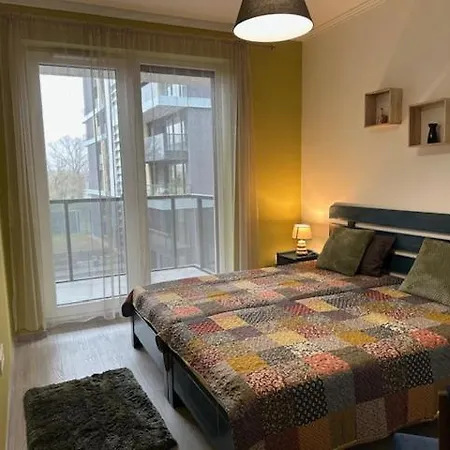 Luxurious Bob With Private Parking Διαμέρισμα