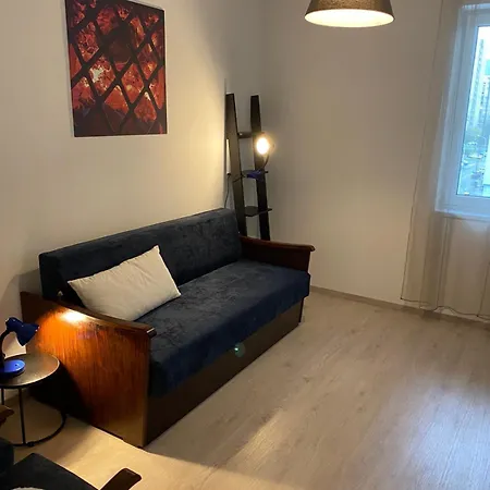 Luxurious Bob With Private Parking Διαμέρισμα *